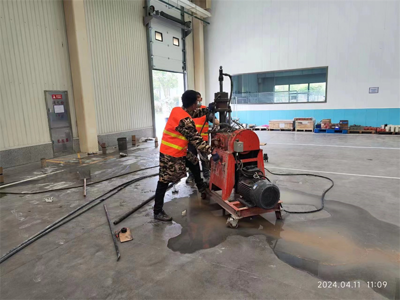 玉屏厂房地面下沉塌陷注浆加固施工